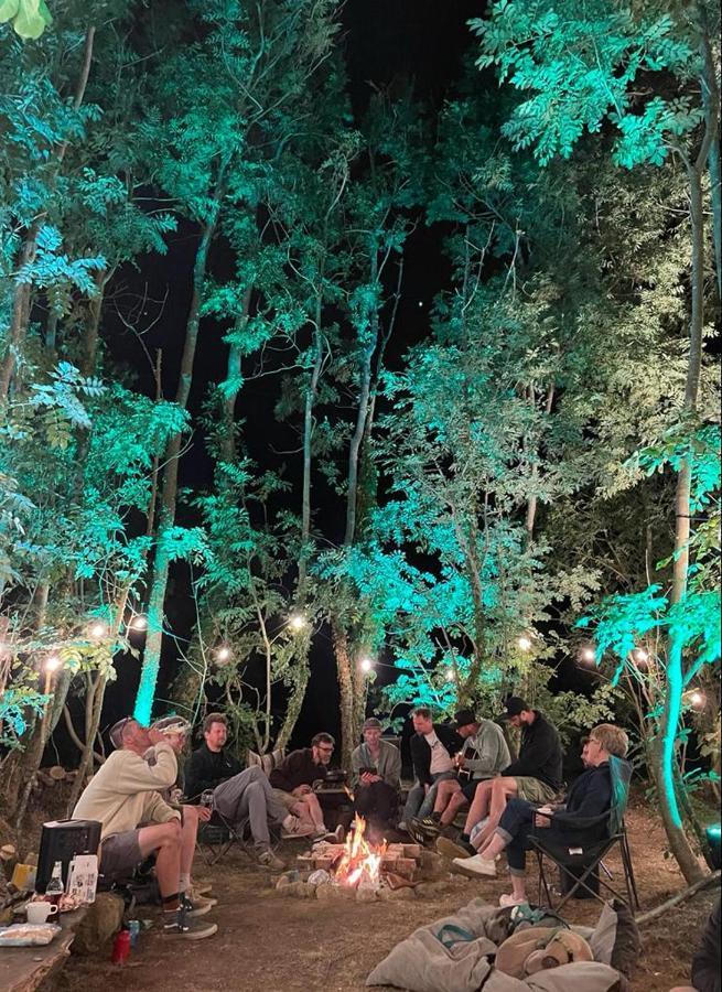 Hotel Glamping At Camp Corve Chale Esterno foto
